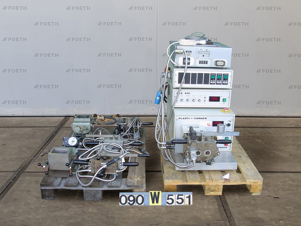 Brabender PLE-651 - Máquina de prueba de viscosidad