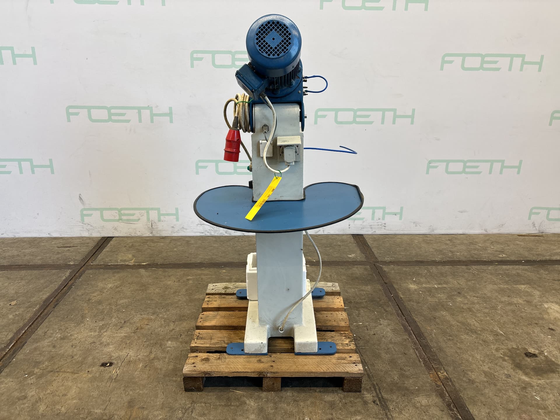 Retsch Haan TM 1 Tangential Mill - Concasor cu role - image 2