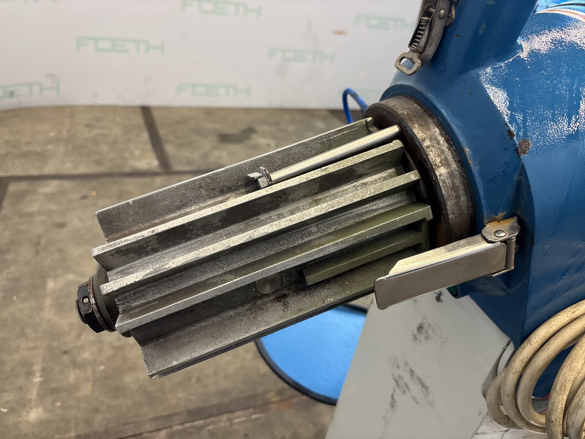 Retsch Haan TM 1 Tangential Mill - Concasor cu role - image 3