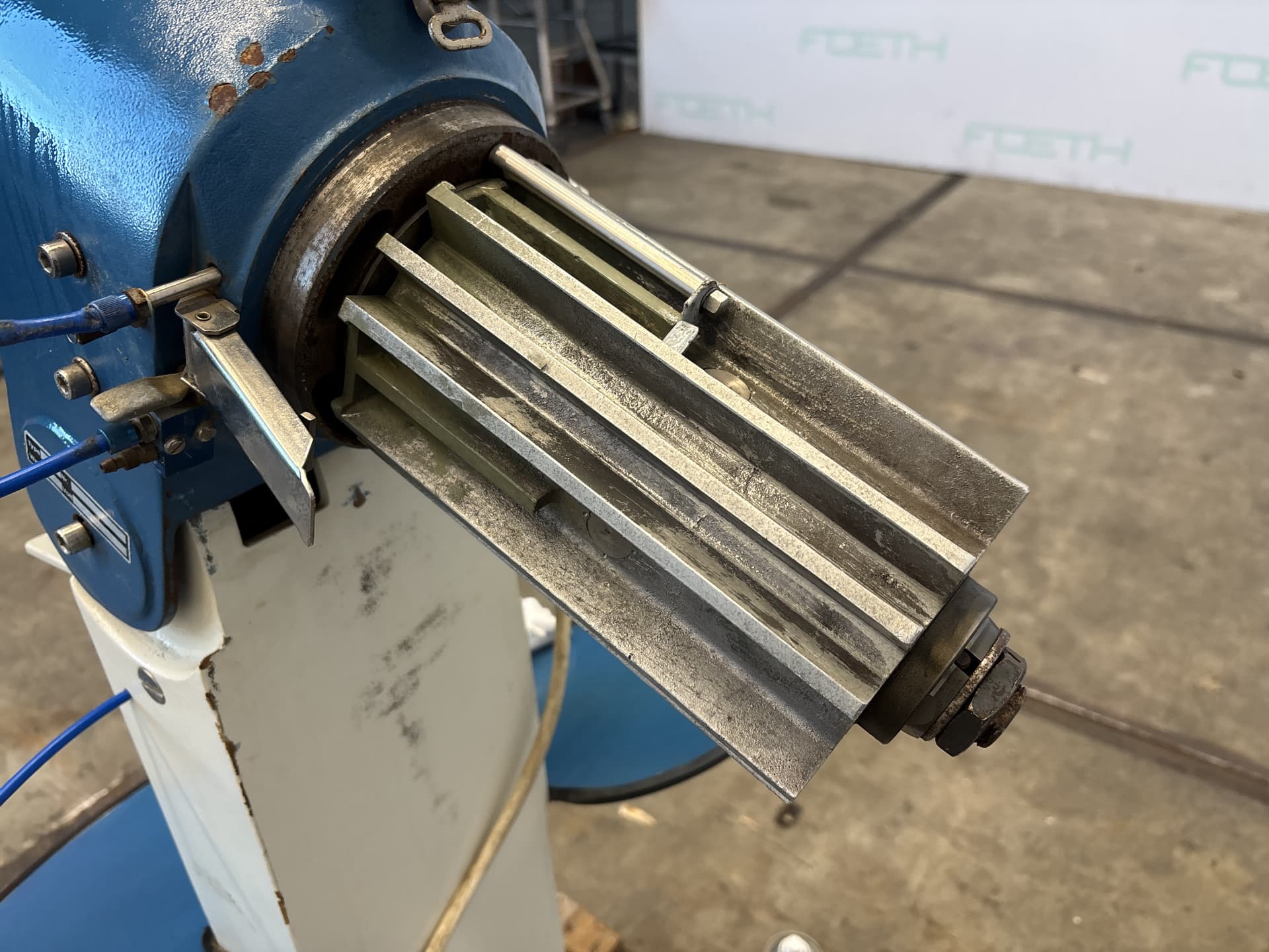 Retsch Haan TM 1 Tangential Mill - Concasor cu role - image 4