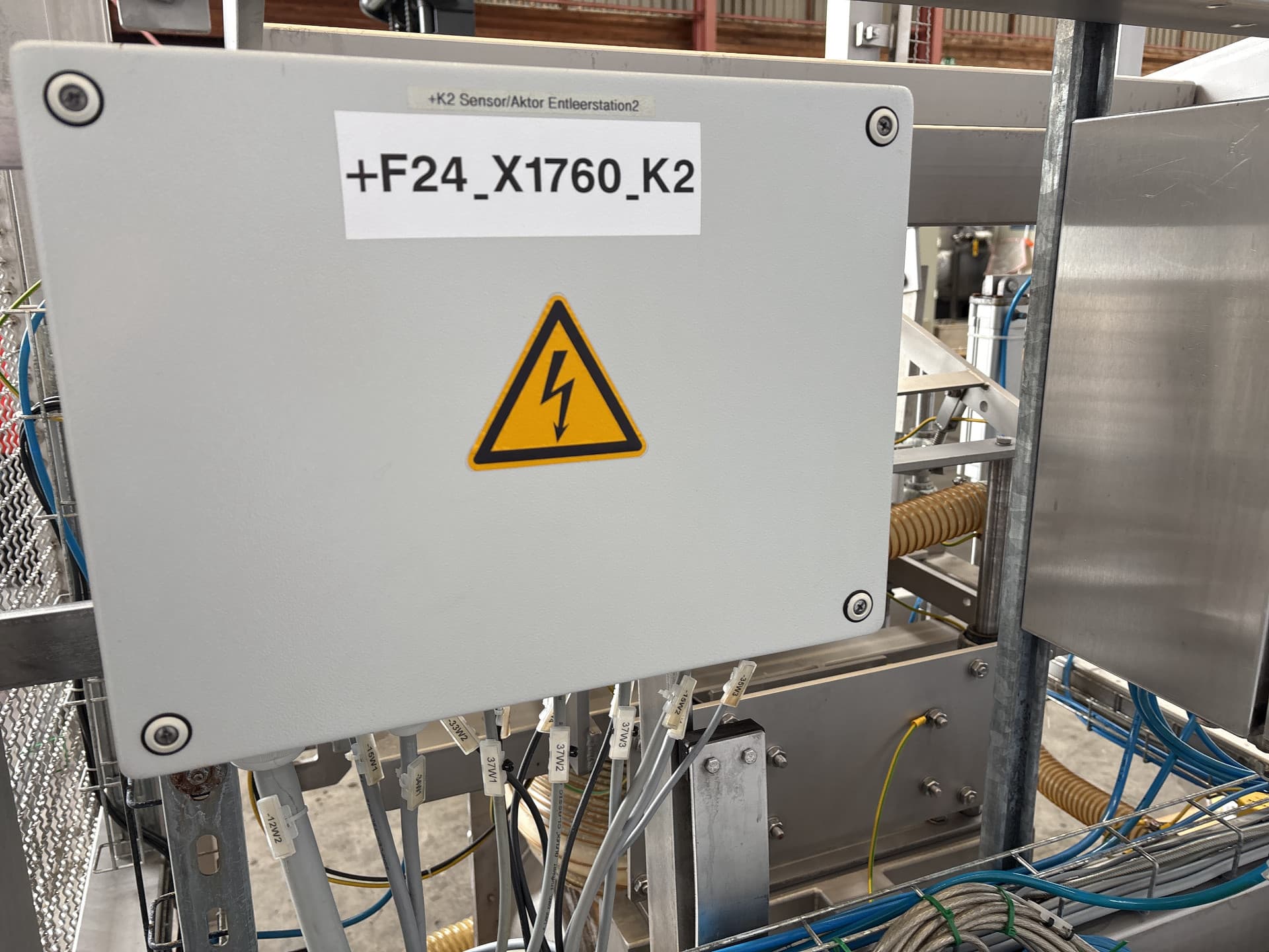 R.Sturm - Bag dump station - image 9