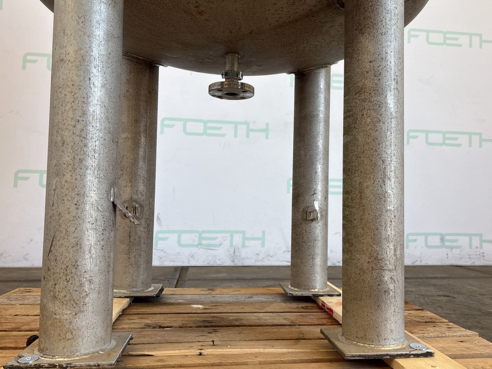 Hala 1200 l - Verticale tank - image 4