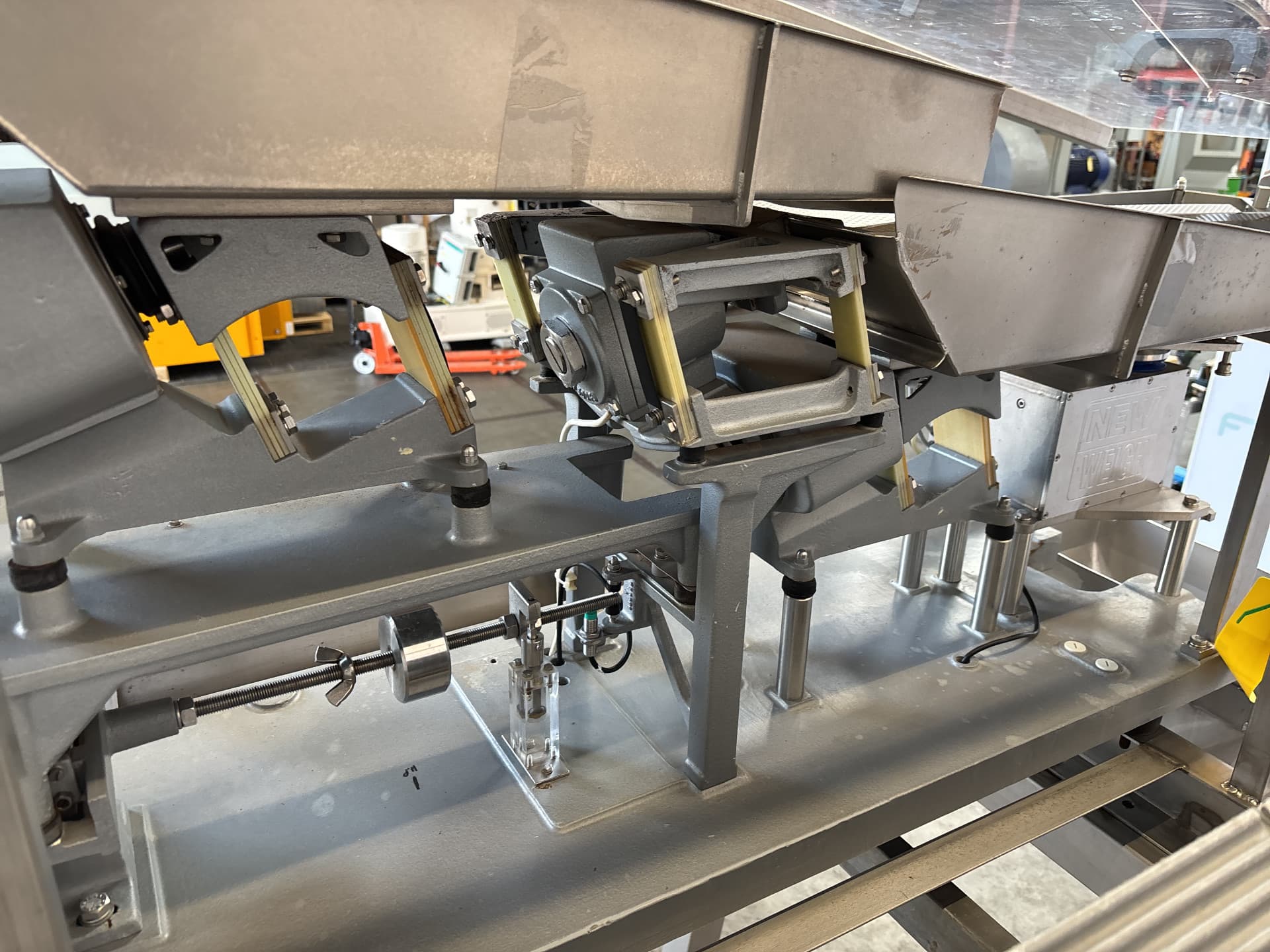 Newweigh Bag filler - Podajnik wibracyjny - image 8