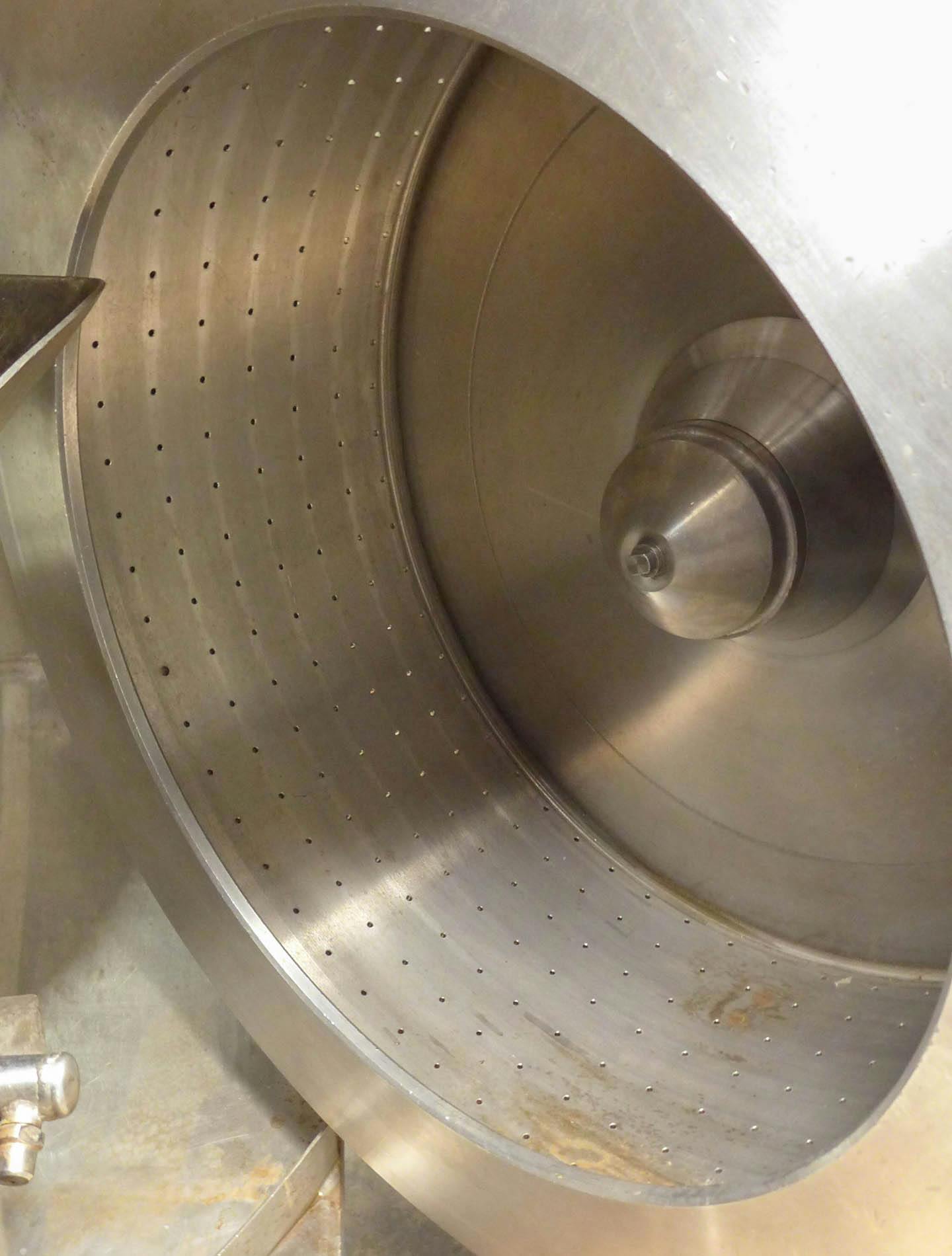 Robatel horizontal peeler centrifuge - Centrifugeuse à couteau racleur - image 7