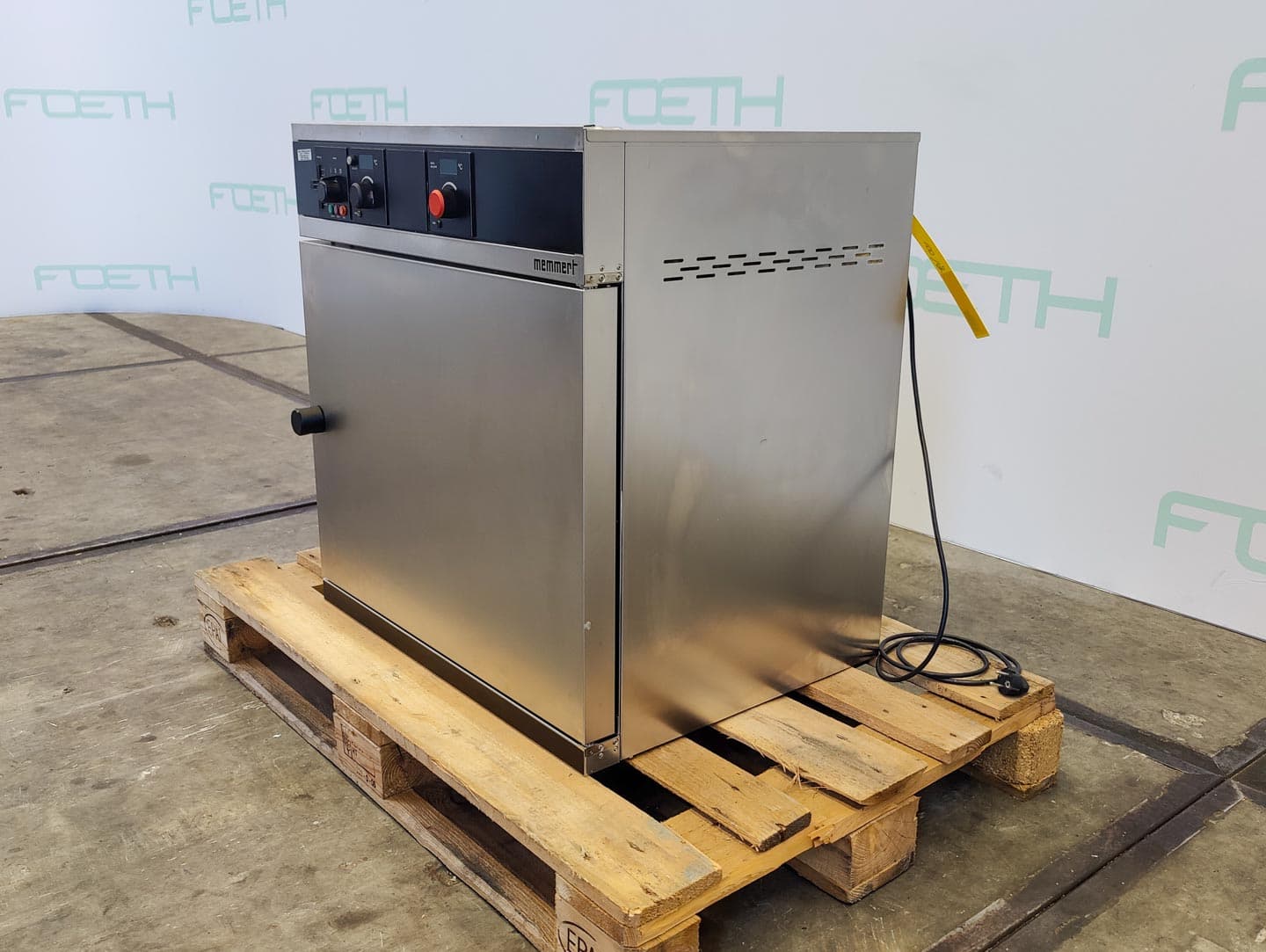 Memmert UE-500 - Suszarka laboratoryjna - image 3