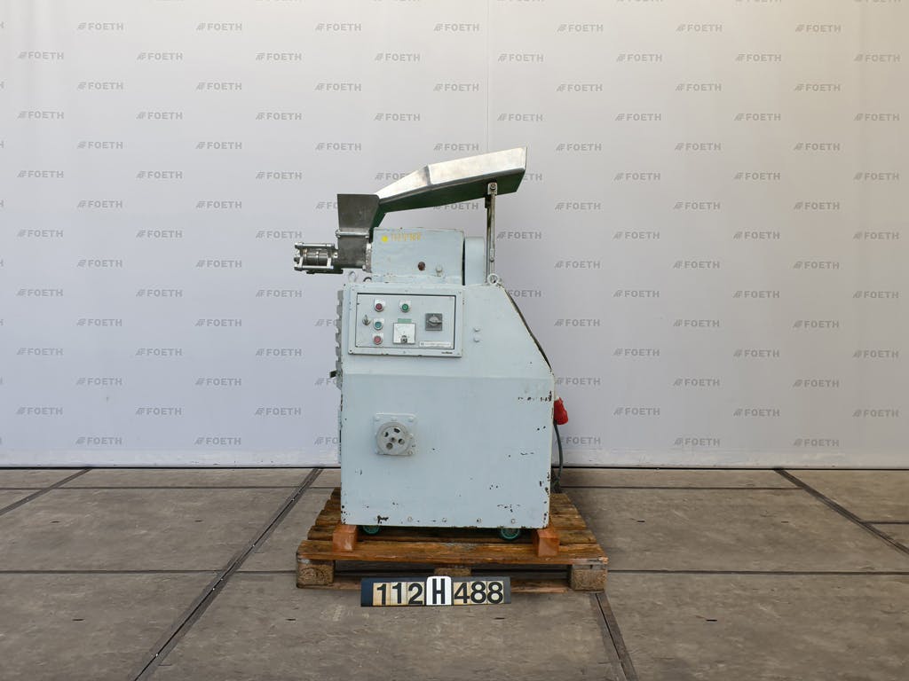 Elanco - Roll compactor - image 1