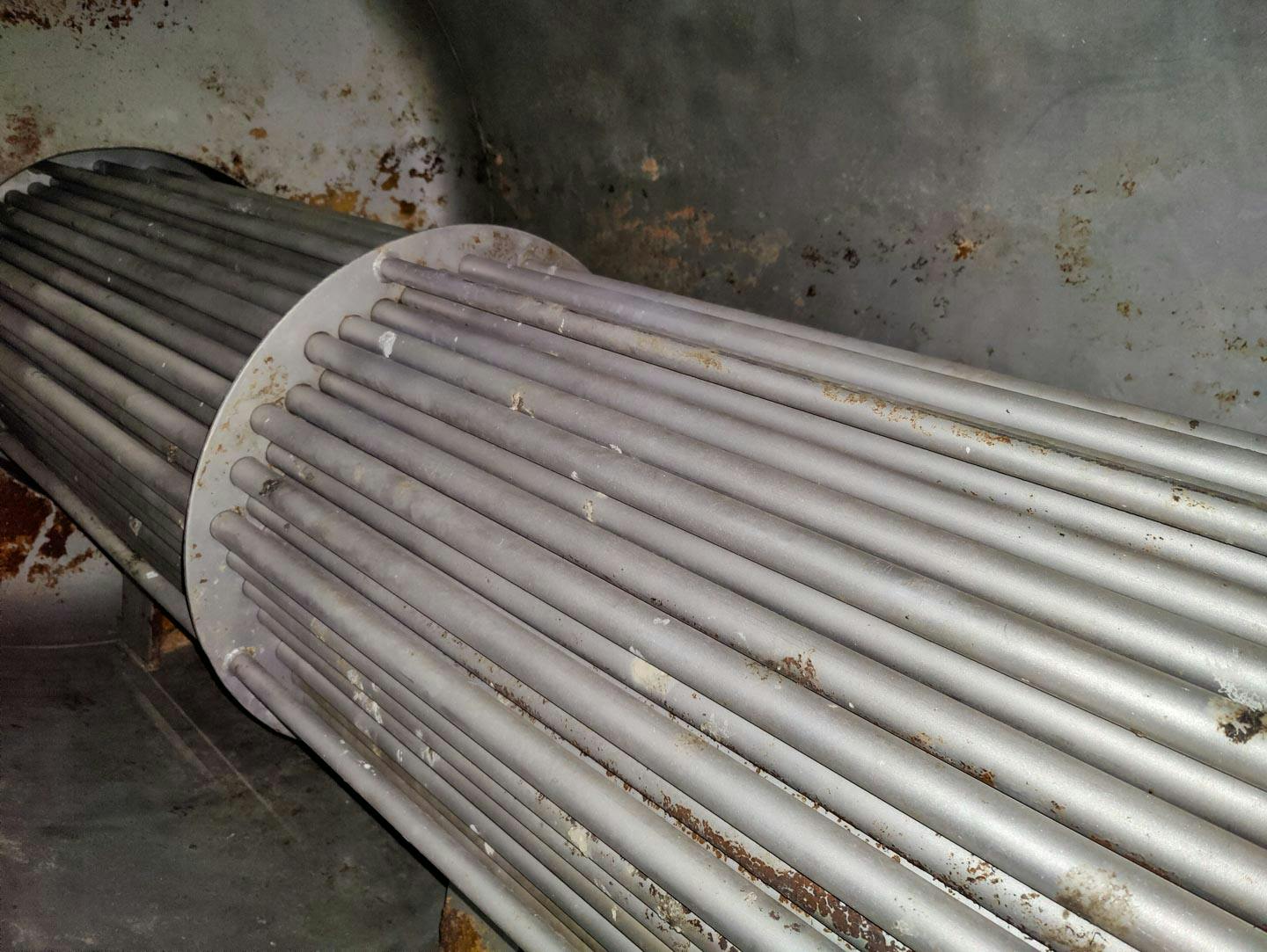 Shell and tube heat exchanger - image 7