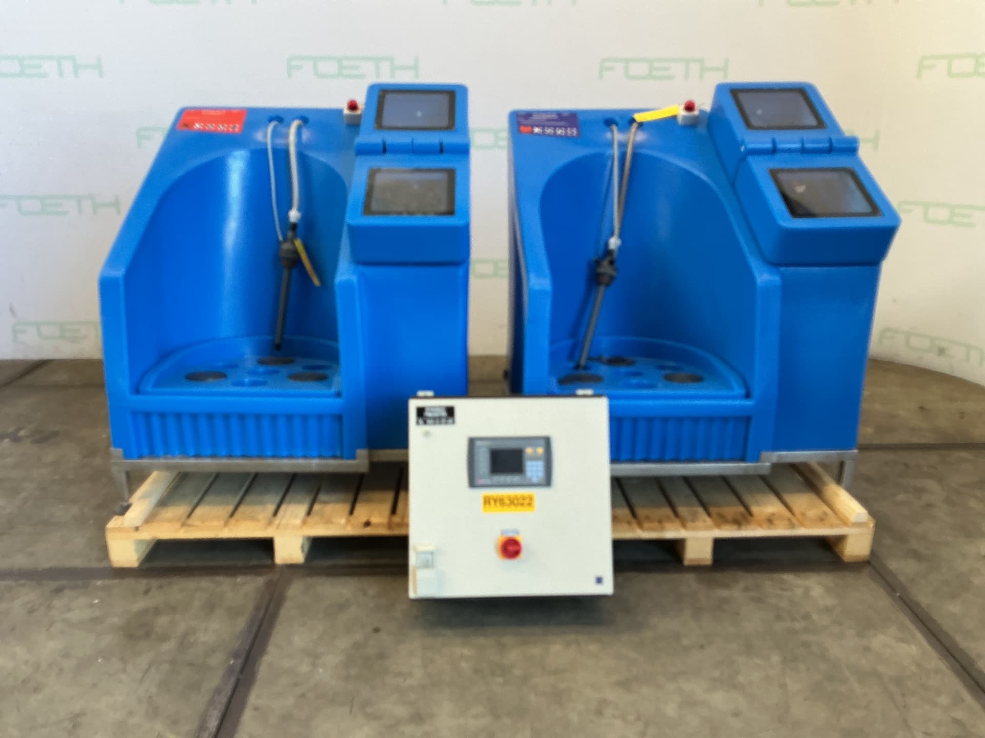 Ecolab Distribution pumps 2x2 - Дозирующий насос - image 1