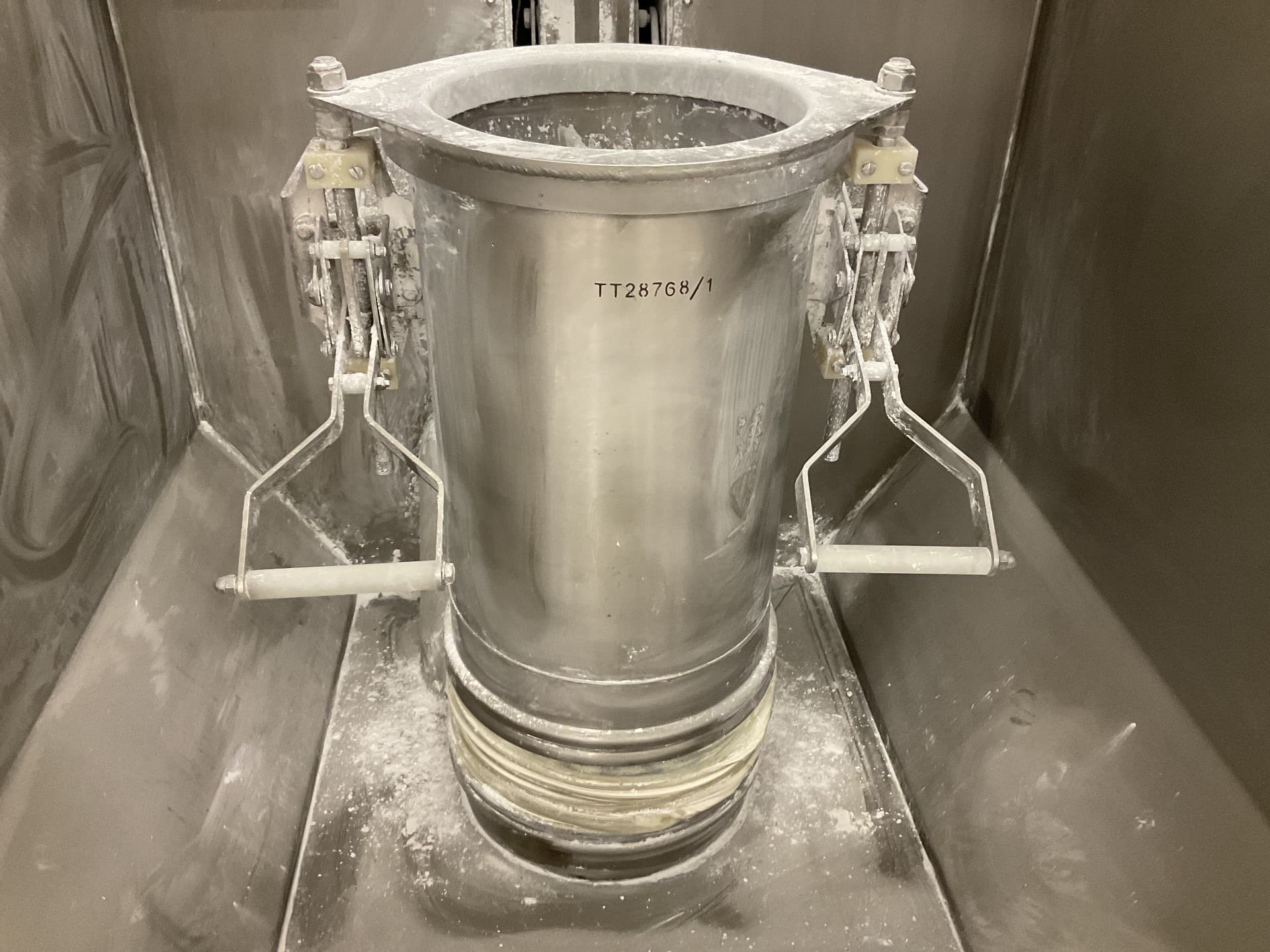 Flexicon Big Bag Station - Bag dump station - image 6