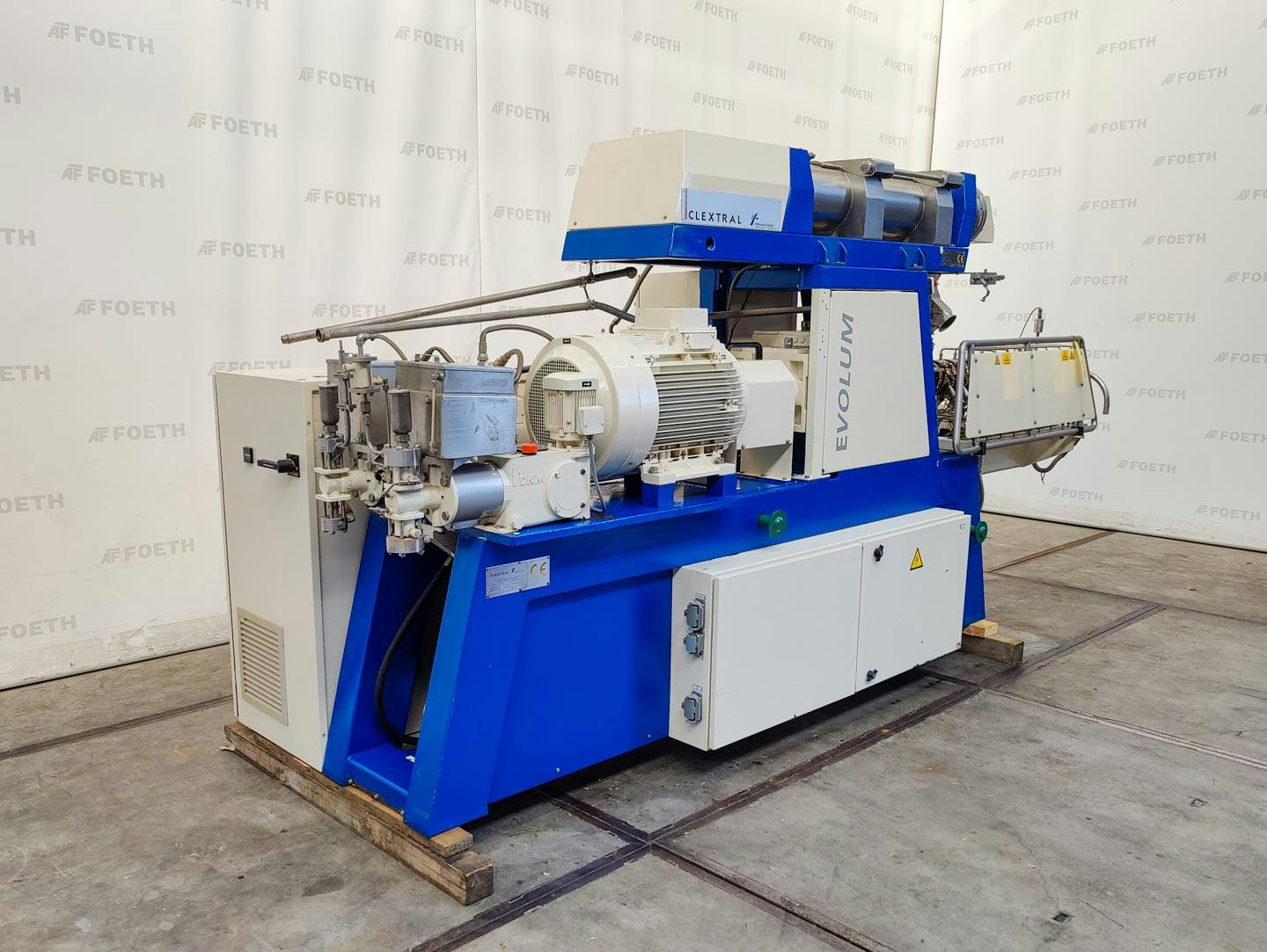 Clextral EV32 - Double screw extruder - image 2