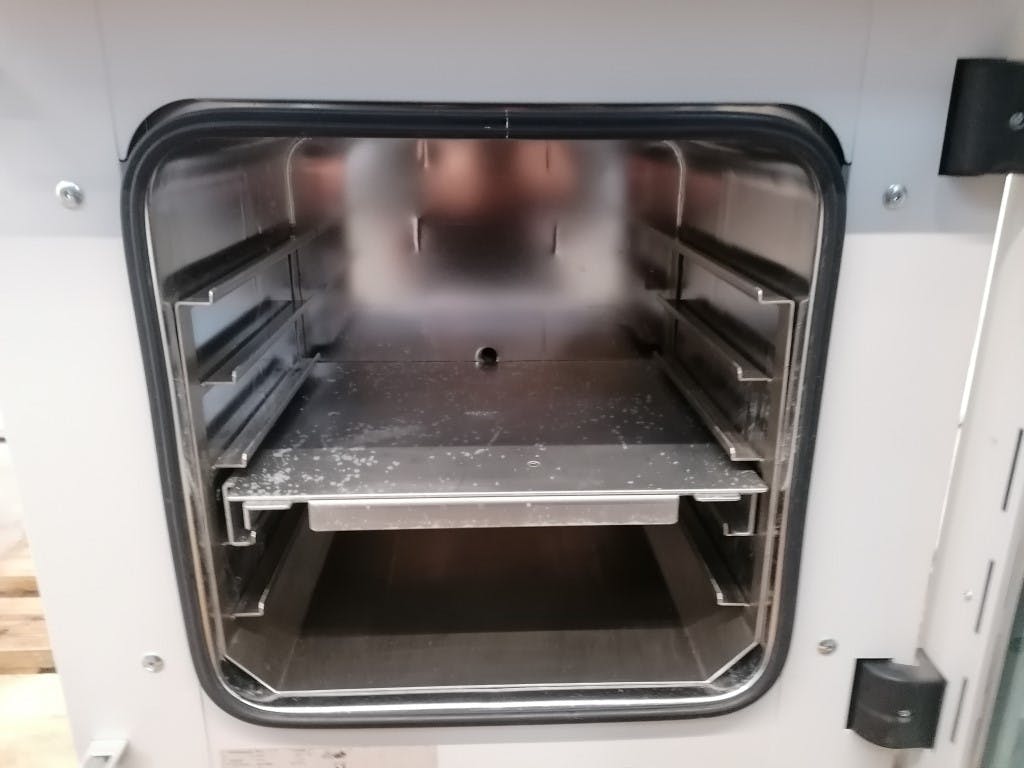 Binder VD 53 vacuum - Drying oven - image 8